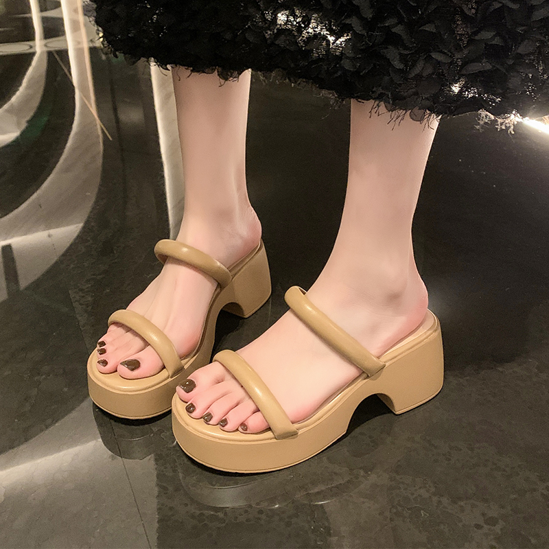 2024-summer-new-french-elegant-retro-thick-sole-one-strap-slippers-women-open-toe-outdoor-roman-sandals 2024 Summer New French Elegant Retro Thick Sole One-Strap Slippers Women Open Toe Outdoor Roman Sandals