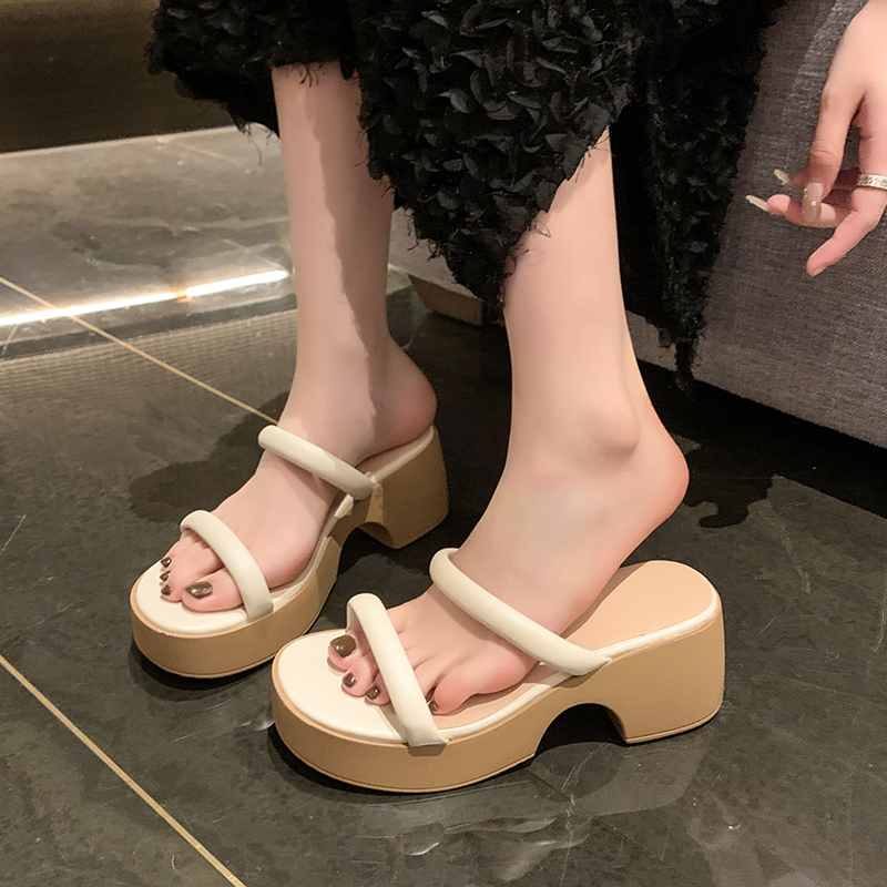 2024-summer-new-french-elegant-retro-thick-sole-one-strap-slippers-women-open-toe-outdoor-roman-sandals_1 2024 Summer New French Elegant Retro Thick Sole One-Strap Slippers Women Open Toe Outdoor Roman Sandals