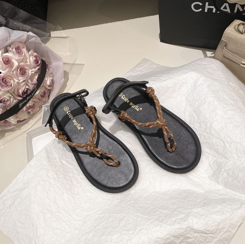 2024-summer-new-roman-flat-sandals-with-toe-loop-and-ankle-strap-for-women 2024 Summer New Roman Flat Sandals with Toe Loop and Ankle Strap for Women