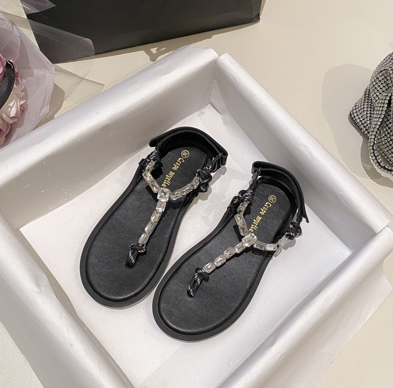 2024-summer-new-roman-style-flat-rhinestone-toe-thong-sandals-for-women_2 2024 Summer New Roman Style Flat Rhinestone Toe Thong Sandals for Women