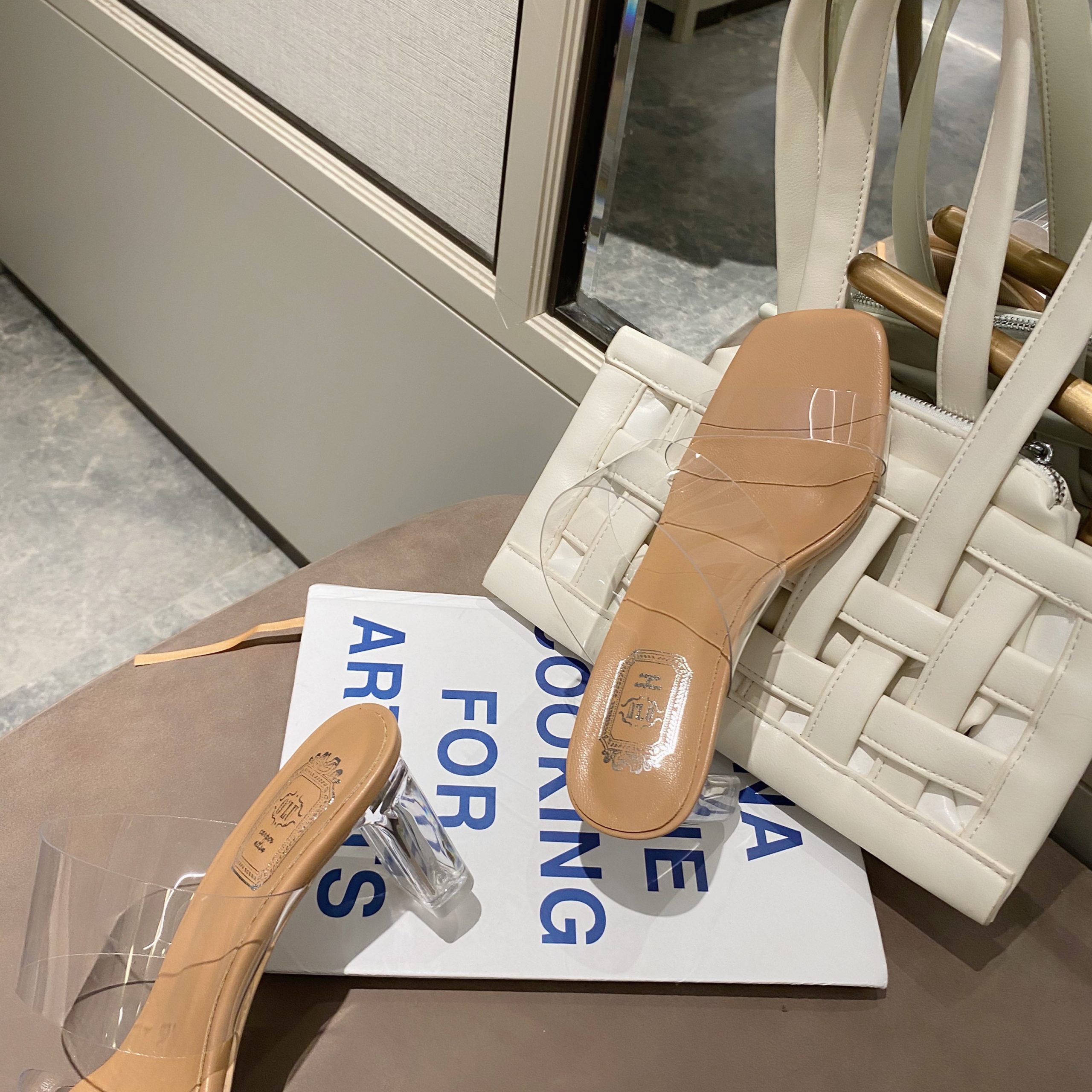 2026-summer-new-ins-style-one-strap-open-toe-slippers-transparent-chunky-heel-high-heel-sandals-for-women_3 2026 Summer New Ins Style One-Strap Open Toe Slippers Transparent Chunky Heel High Heel Sandals for Women