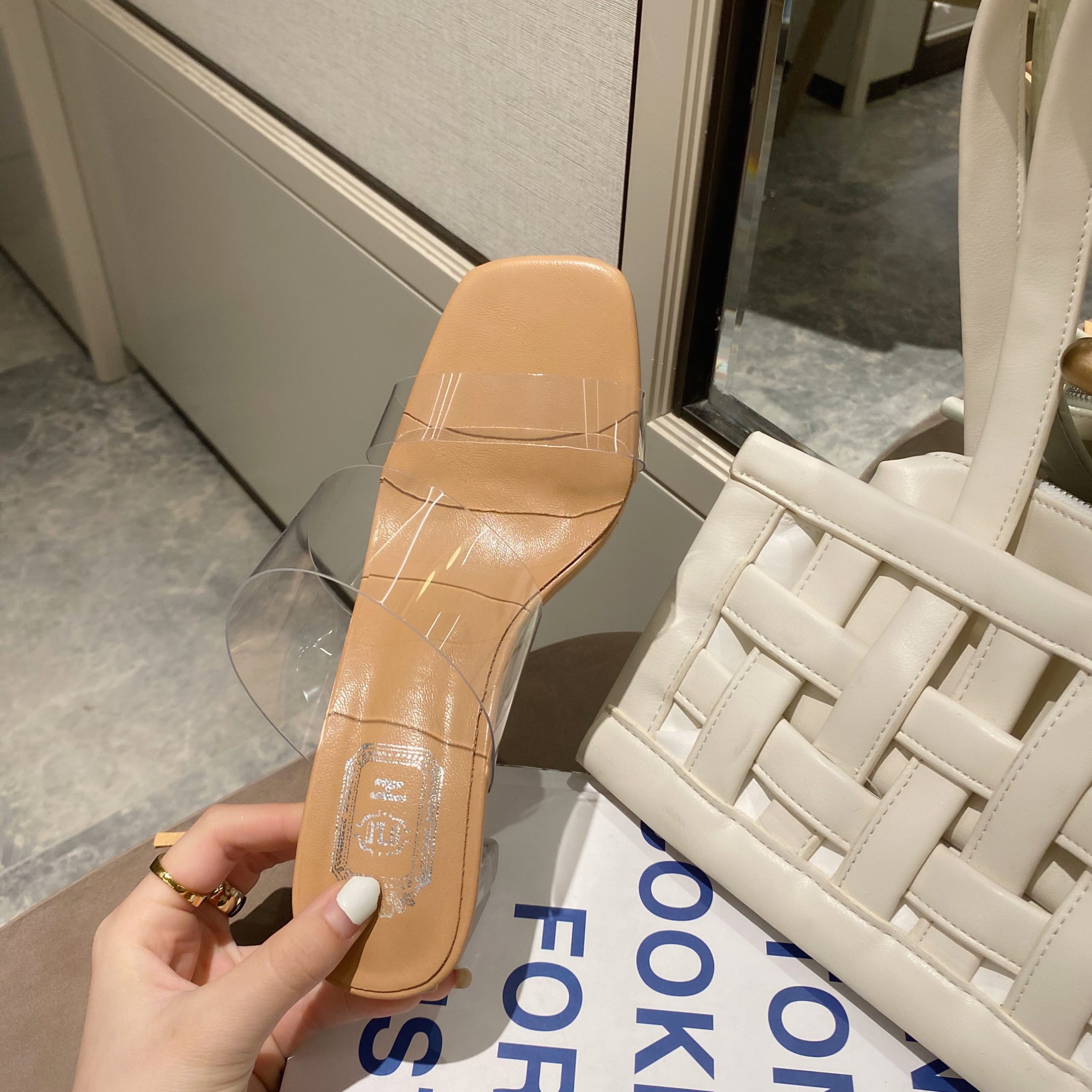 2026-summer-new-ins-style-one-strap-open-toe-slippers-transparent-chunky-heel-high-heel-sandals-for-women_4 2026 Summer New Ins Style One-Strap Open Toe Slippers Transparent Chunky Heel High Heel Sandals for Women