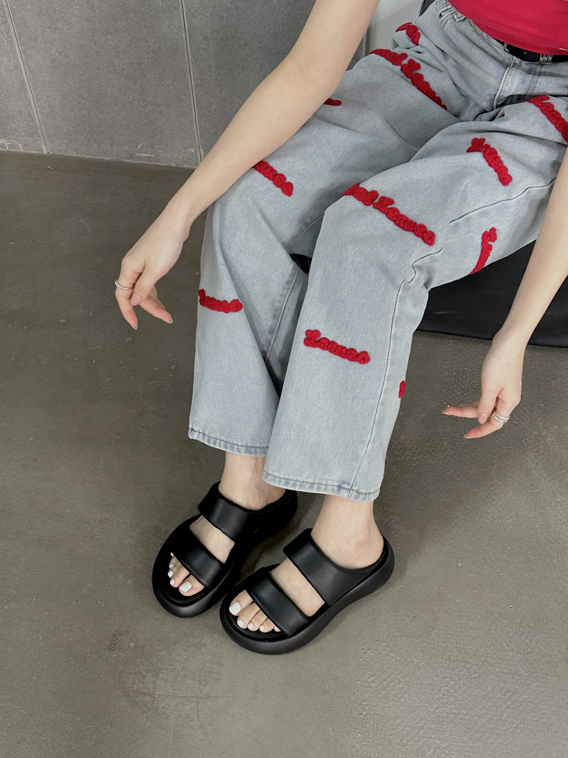 crape-myrtle-summer-new-round-toe-thick-sole-wide-double-strap-soft-cushion-slippers-sandals-for-women_2 Crape Myrtle Summer New Round Toe Thick Sole Wide Double Strap Soft Cushion Slippers Sandals for Women